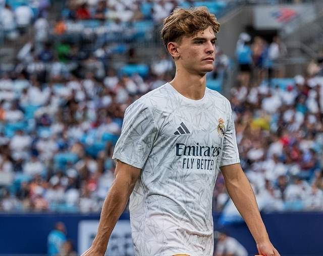 更因其瞬间 更因其瞬间