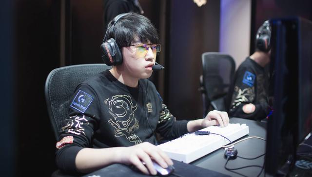 的态度积极 的态度积极