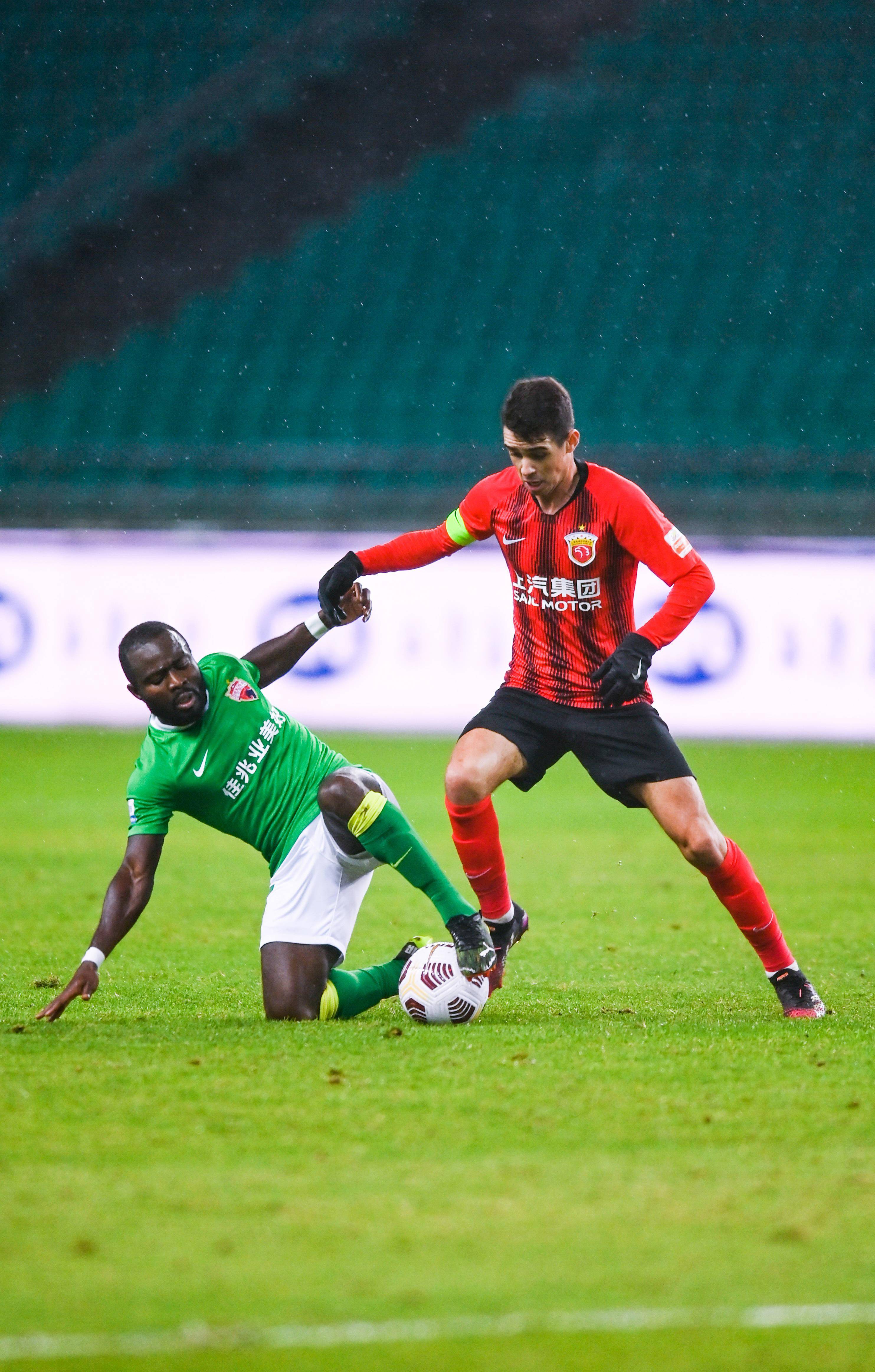 成绩压力下 成绩压力下