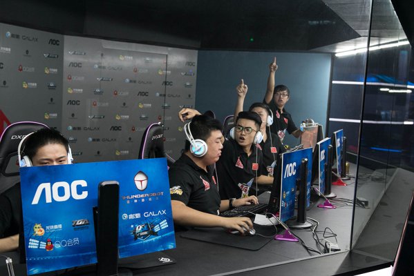 加剧场上决 加剧场上决